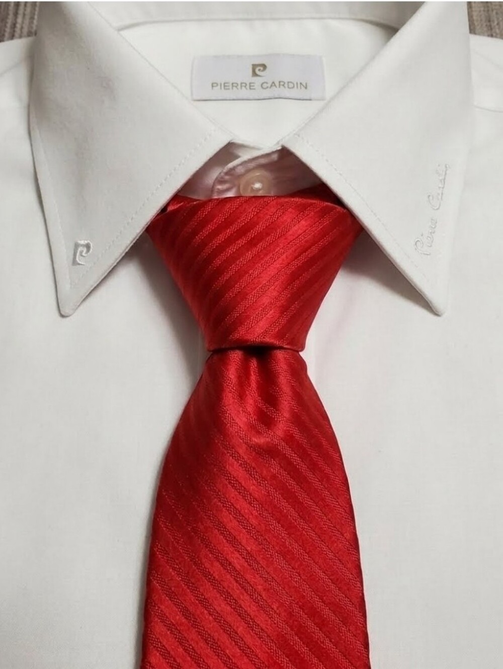Pierre Cardin Men's Classic Diagonal Stripe Tie - Crimson Red Woven Satin EUC